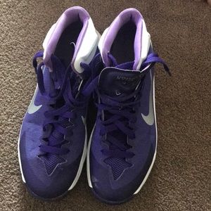 Women’s Nike basketball shoes